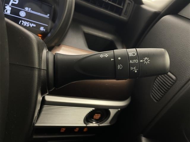 Suzuki SPACIA 2022 7003289-11