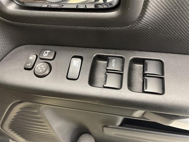 Suzuki SPACIA 2022 7003289-12