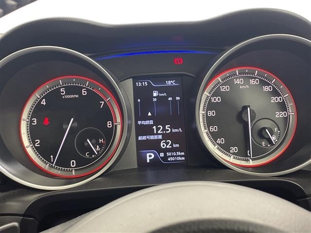 Suzuki SWIFT 2017 7002865-8
