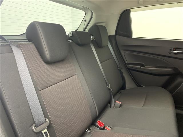 Suzuki SWIFT 2019 7002868-8