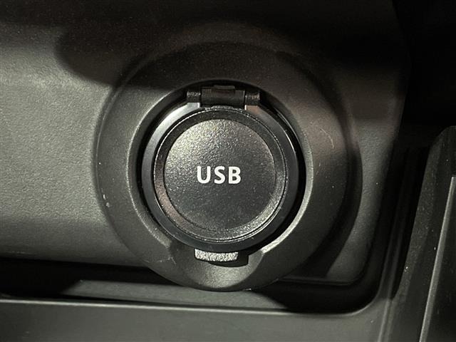 Suzuki SWIFT 2021 7002877-8