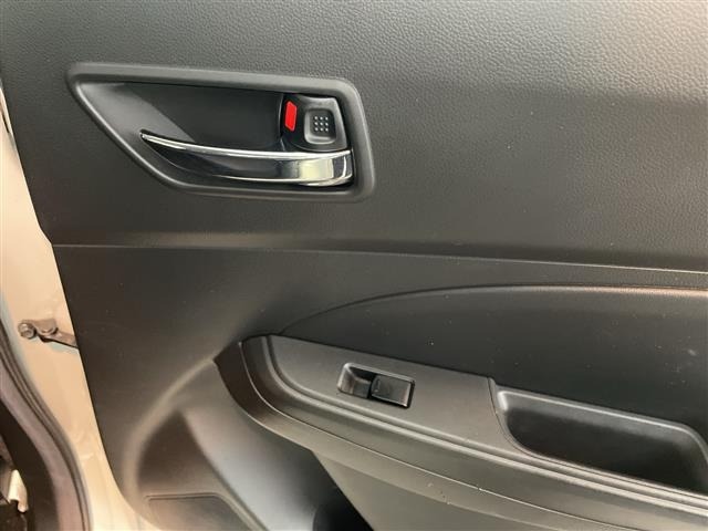 Suzuki SWIFT 2025 7002882-6