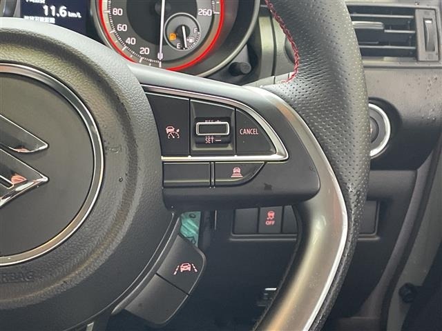 Suzuki SWIFT 2025 7002882-7