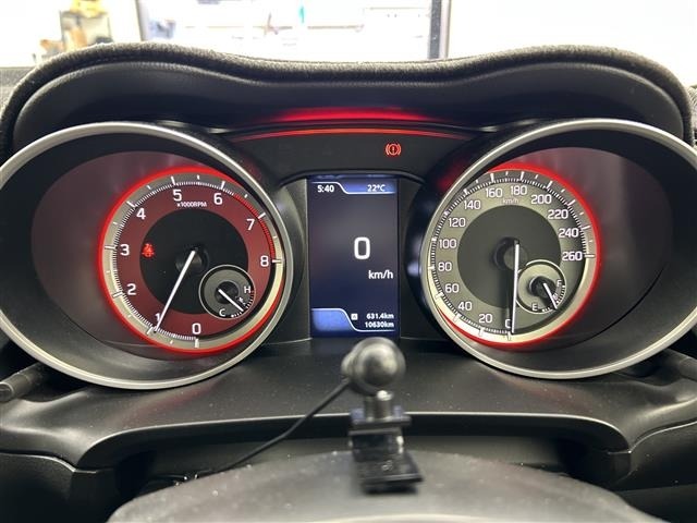 Suzuki SWIFT 2024 7002890-19