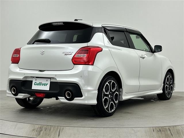 Suzuki SWIFT 2024 7002890-22