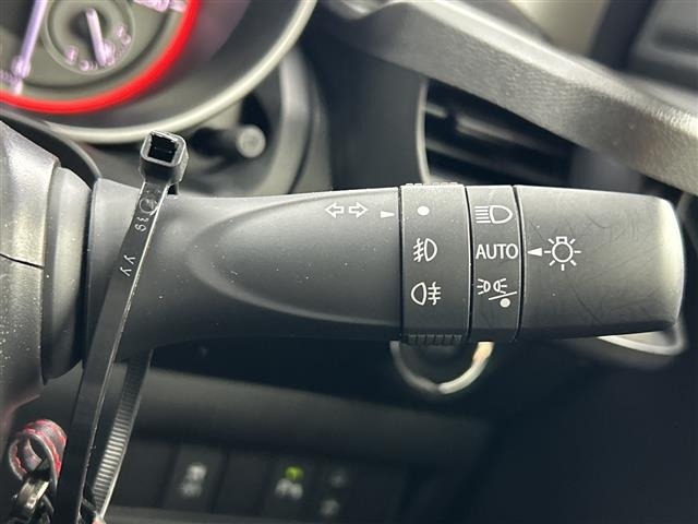 Suzuki SWIFT 2024 7002890-9