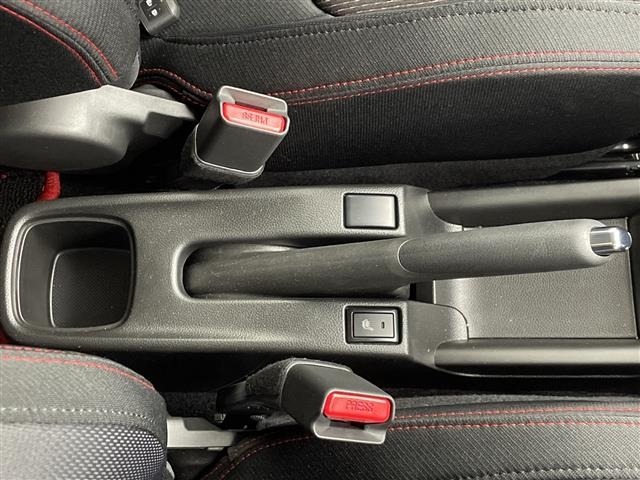 Suzuki SWIFT 2025 7002902-11