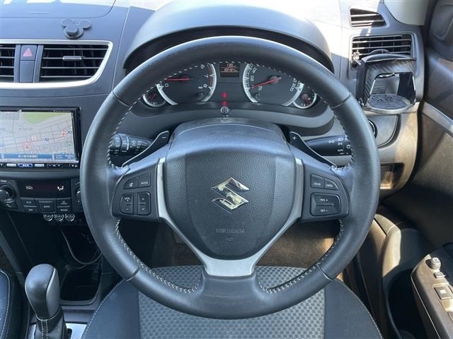Suzuki SWIFT 2013 7002910-1