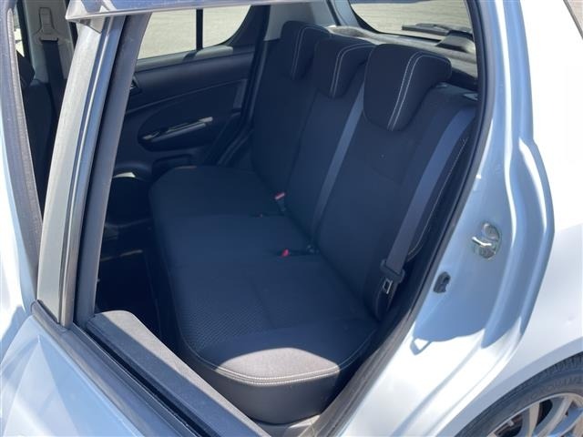 Suzuki SWIFT 2013 7002910-9