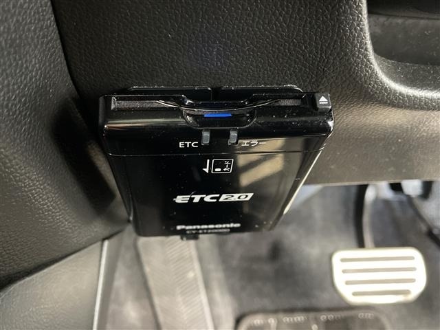 Suzuki SWIFT 2018 7002912-7