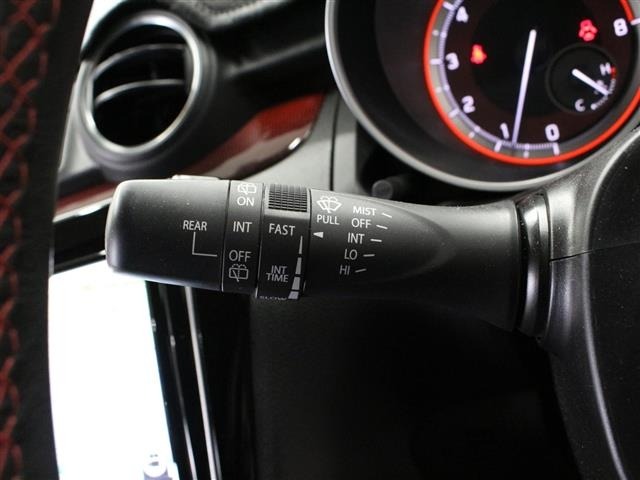 Suzuki SWIFT 2022 7002913-6