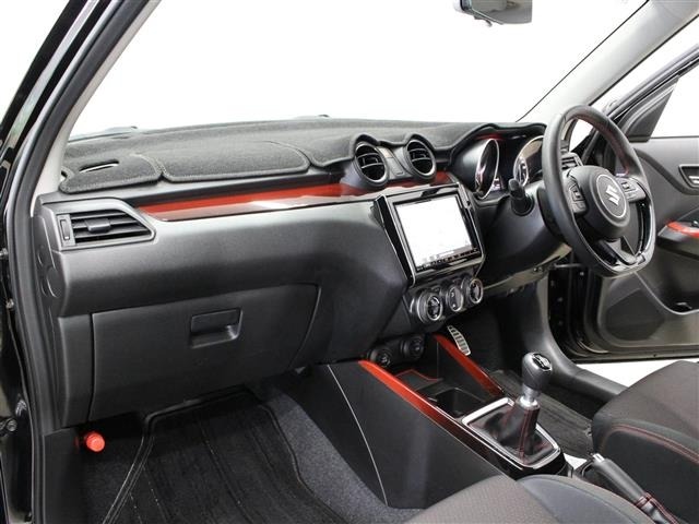 Suzuki SWIFT 2022 7002913-8