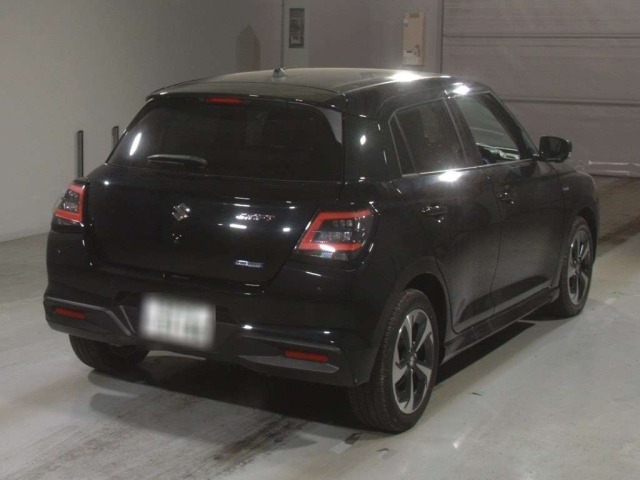 Suzuki SWIFT 2024 7002923-1