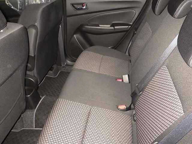 Suzuki SWIFT 2020 7002932-6