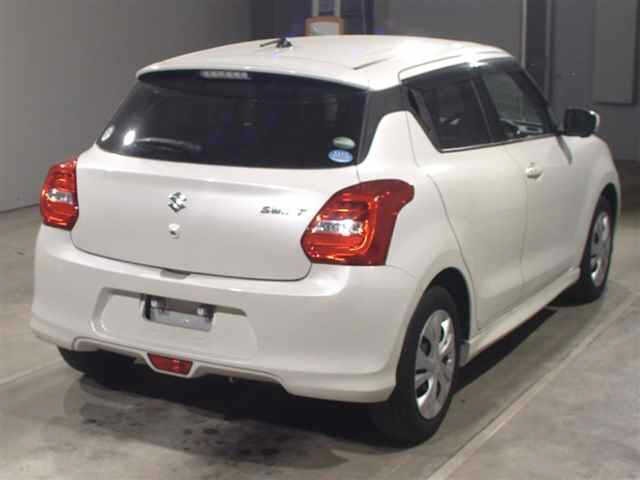 Suzuki SWIFT 2018 7002933-1