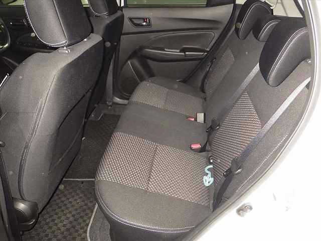 Suzuki SWIFT 2018 7002933-6