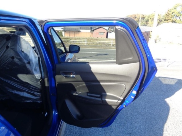 Suzuki SWIFT 2025 7002948-10