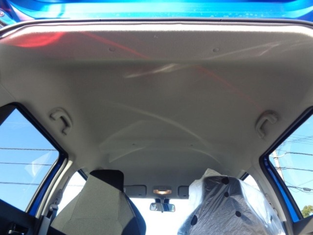 Suzuki SWIFT 2025 7002948-22