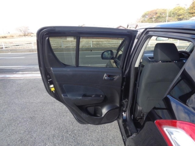 Suzuki SWIFT 2013 7002949-10