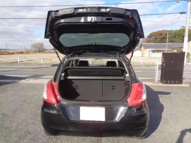 Suzuki SWIFT 2013 7002949-16
