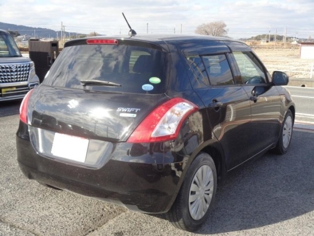 Suzuki SWIFT 2013 7002949-4