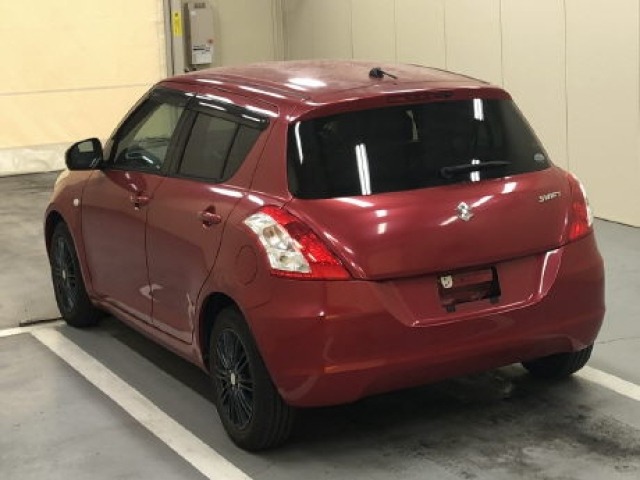Suzuki SWIFT 2013 7002953-1
