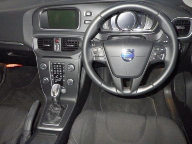 Volvo V40 2013 7015420-3