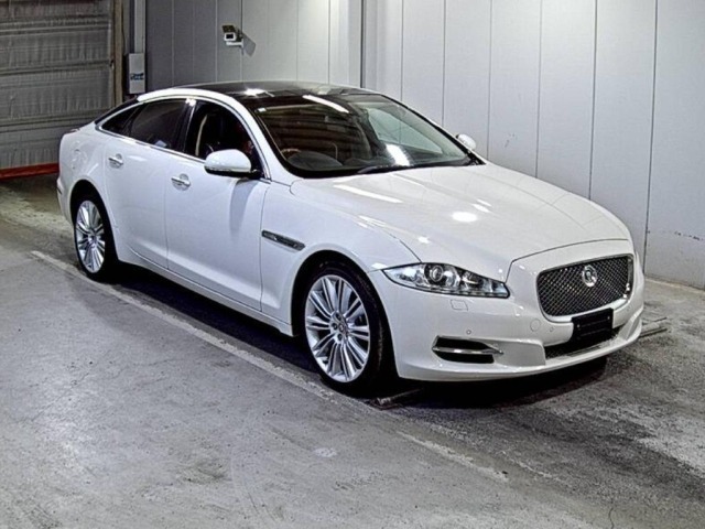 Jaguar XJ SERIES 2010 7017641-0