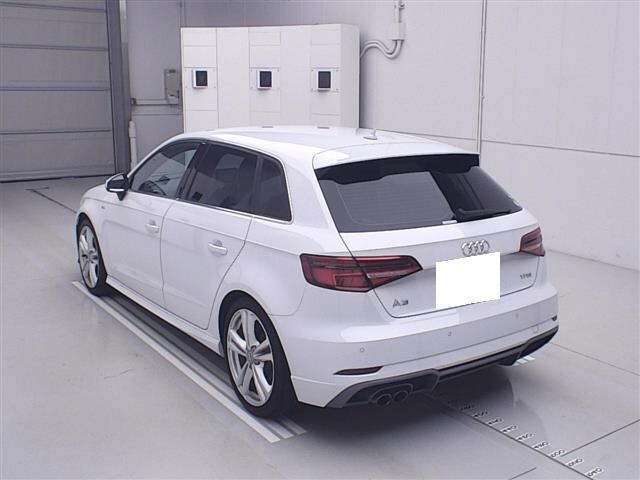 Audi A3 2017 7033962-1