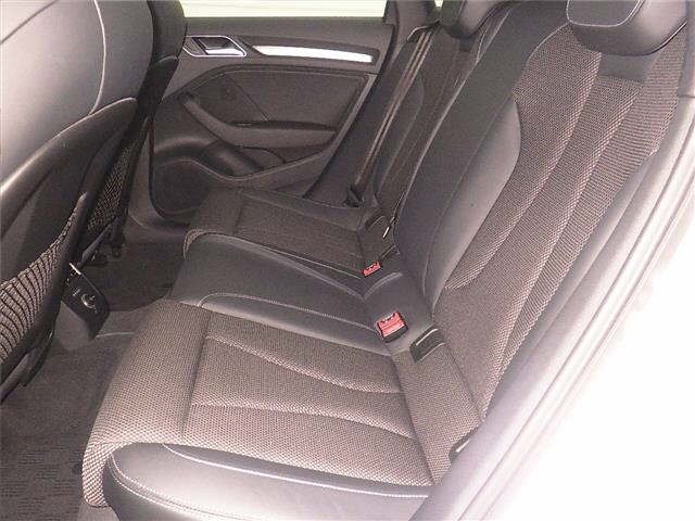 Audi A3 2017 7033962-7