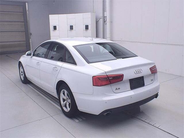 Audi A6 2014 7033915-1