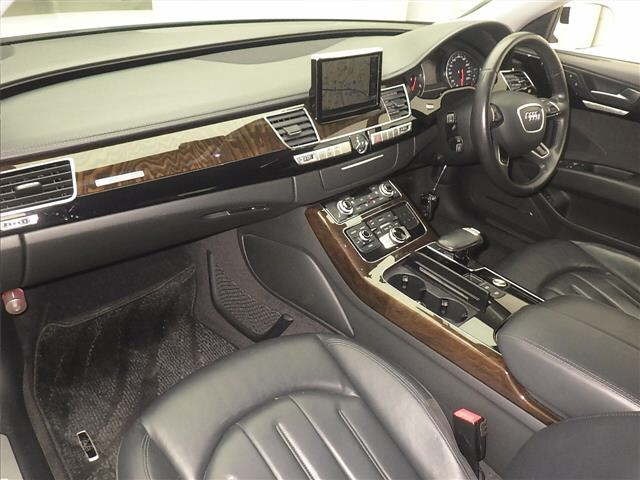 Audi A8 2014 7033976-4