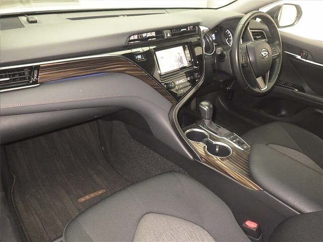 Daihatsu ALTIS 2019 7033550-4