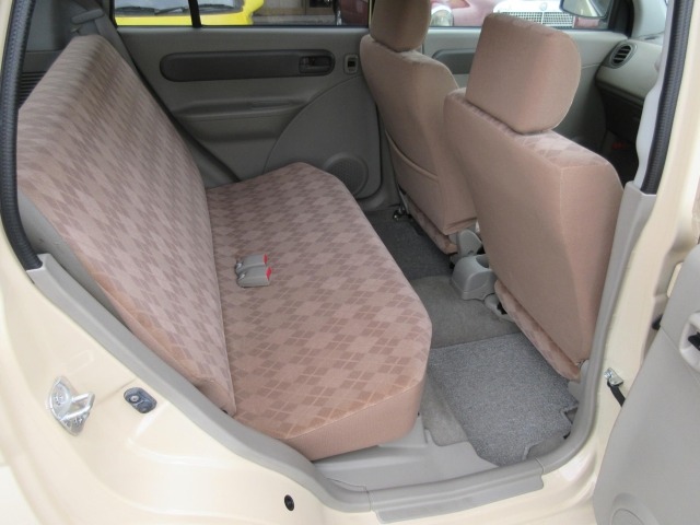 Suzuki ALTO 2007 7031472-12