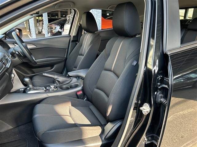Mazda AXELA 2018 7029787-6