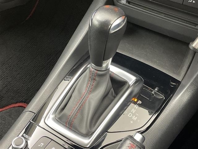 Mazda AXELA 2015 7029796-9