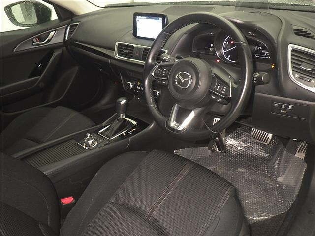 Mazda AXELA 2017 7029802-3