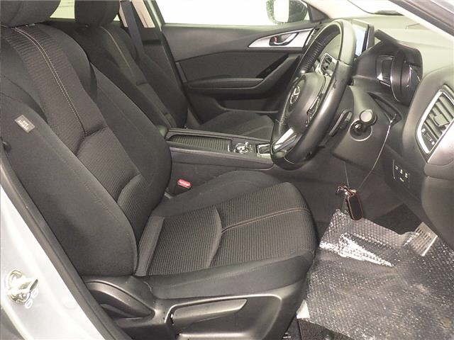 Mazda AXELA 2017 7029802-5