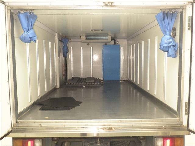 Mazda BONGO TRUCK 2018 7032001-7