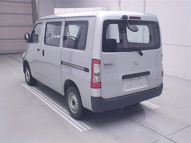 Mazda BONGO VAN 2023 7032510-1