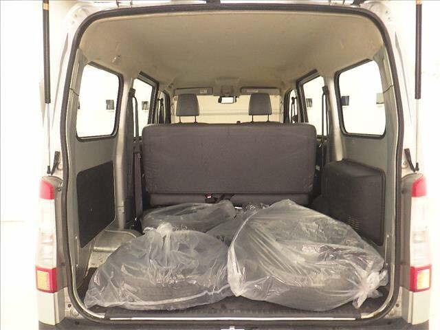 Mazda BONGO VAN 2023 7032510-7