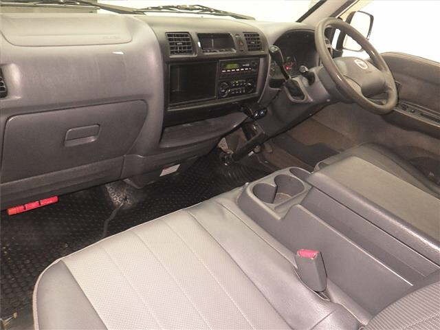 Mazda BONGO VAN 2012 7032512-4