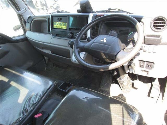 Mitsubishi CANTER 2020 7032260-3