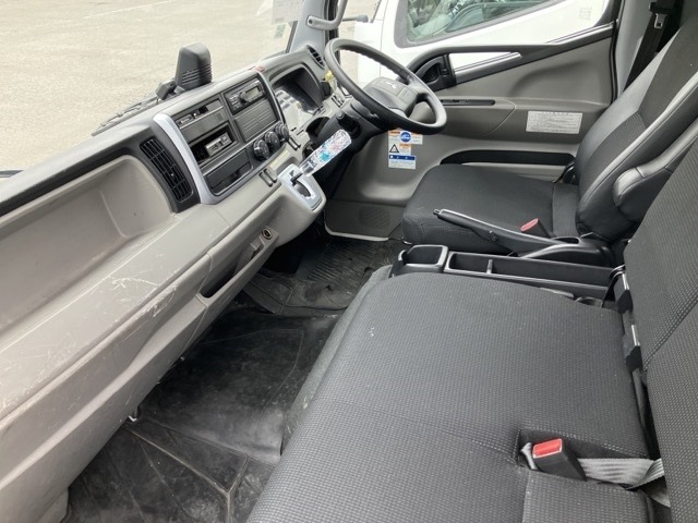 Mitsubishi CANTER 2022 7032293-5