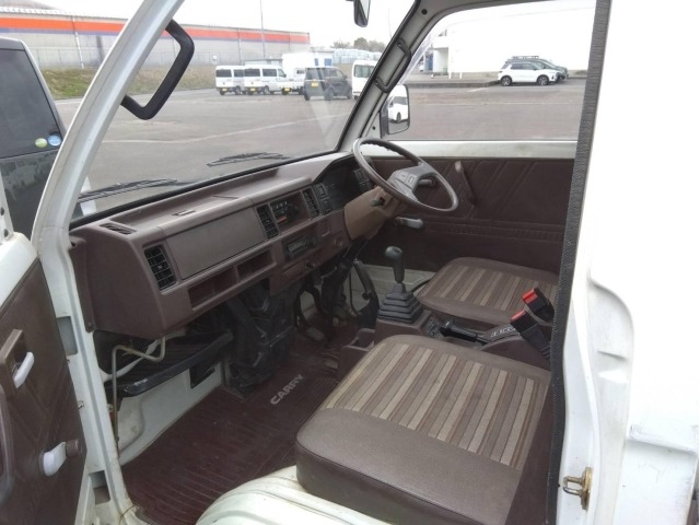Suzuki CARRY TRUCK 1989 7032987-2