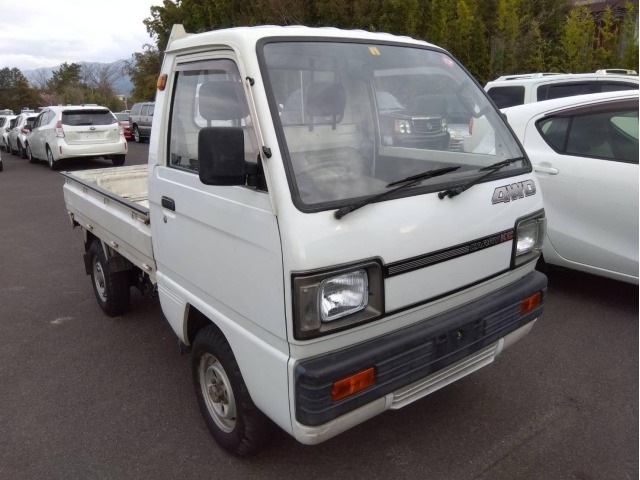 Suzuki CARRY TRUCK 1989 7032987-4
