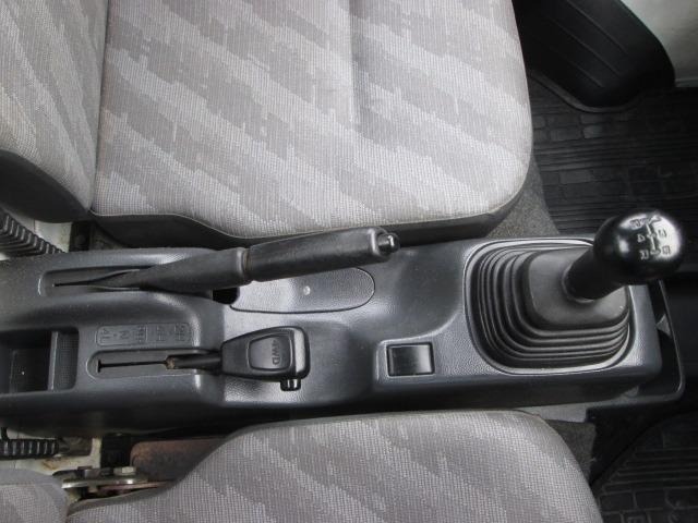 Suzuki CARRY TRUCK 2004 7032989-4