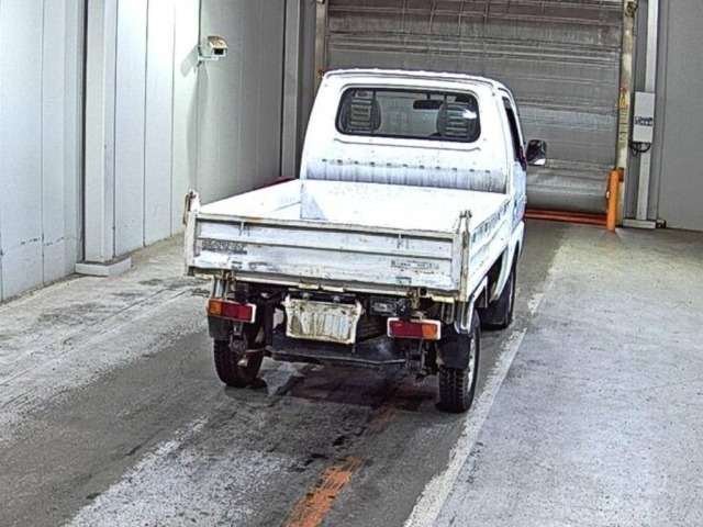 Suzuki CARRY TRUCK 1992 7033000-5