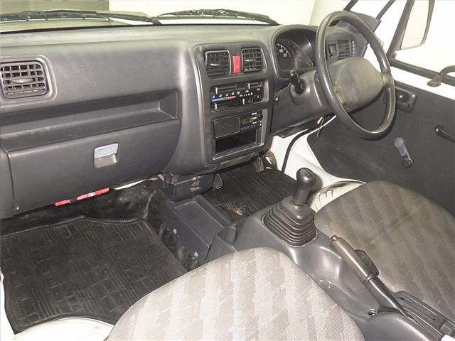 Suzuki CARRY TRUCK 2006 7033100-4