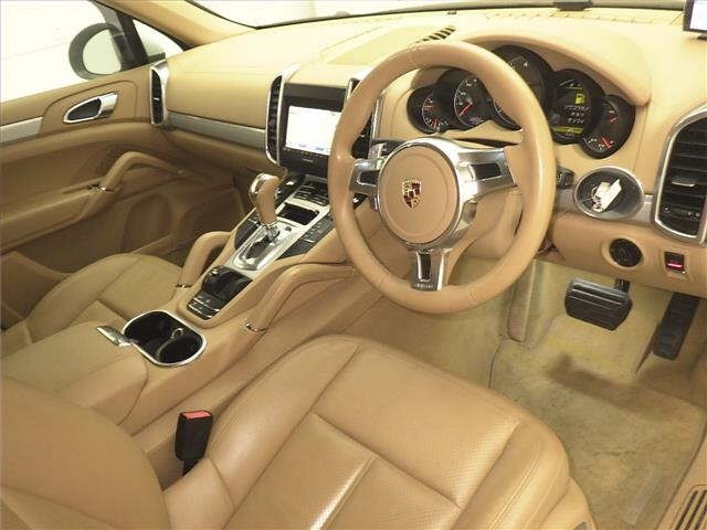 Porsche CAYENNE 2012 7034063-3